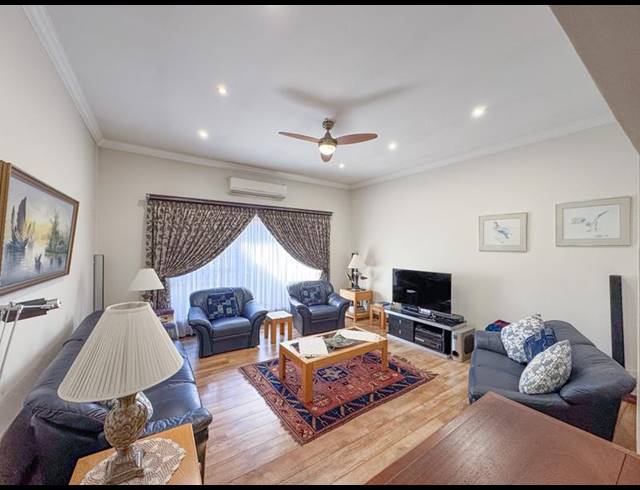 3 BEDROOM HOUSE FOR SALE IN RETIRE AT MIDSTREAM